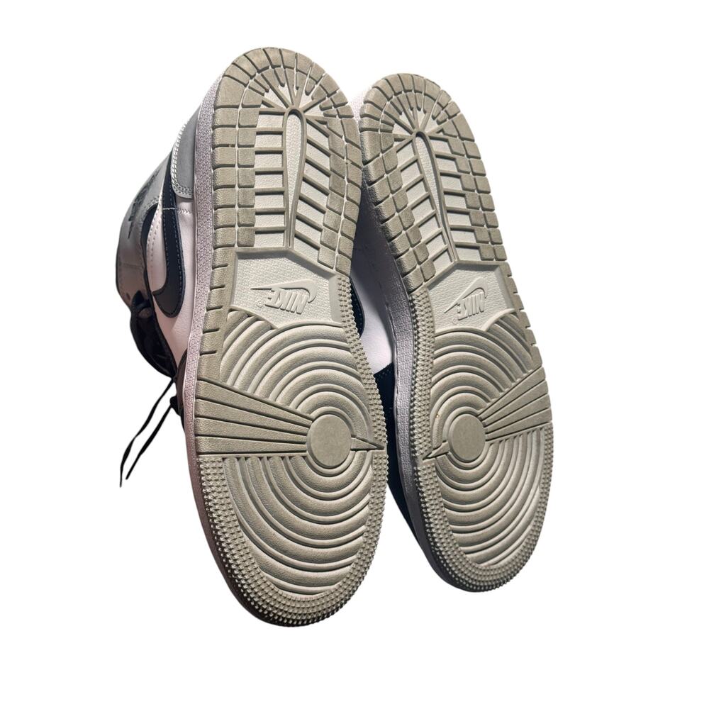 Air Jordan 1 Mid Older Boys Sneakers Boys 4.5Y White Gray Leather Athletic Logo - Picture 11 of 11